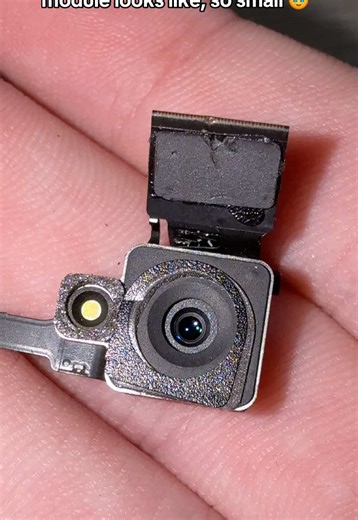 Here is what the iPhone 4 camera module looks like! #iphone4 #oldiphone #oldphone #techtok #phonecamera