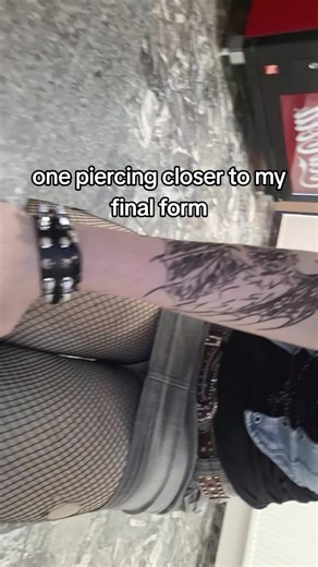 Dahlias are the hottest piercings out there!!🙏 #piercing #alt #alternative #style #makeup