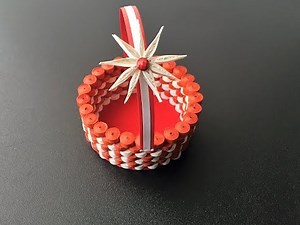 How to make a Paper basket/Quilling basket tutorial
