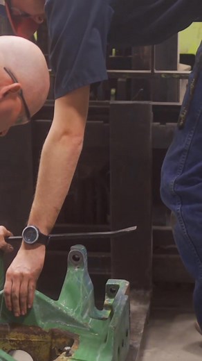 A Diesel Technology degree from Butler can be your starting point to a high-demand, hands-on career! 🔧🚛 With the skills you gain at Butler, you’ll be prepared to work on heavy-duty engines, complex machinery, and advanced diesel systems—essential to industries like transportation, construction, and agriculture. Here are 6 career paths you can pursue with a diesel technology degree: 1️⃣ Diesel Technician/Mechanic – Inspect, repair, and maintain diesel engines in trucks, buses, and heavy equipme