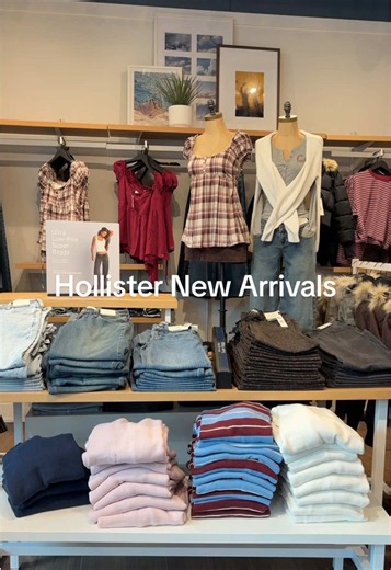 Loving all the Hollister new arrivals @hollister #hollister #hollistertops #hollisterfallclothes #shopwithme #fyp