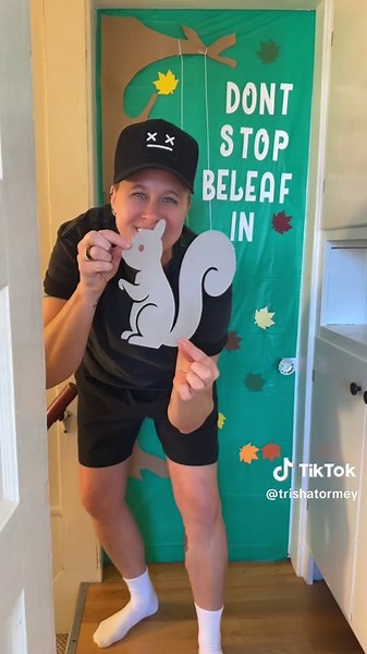 Fall Door Decoration Ideas for Stepmoms