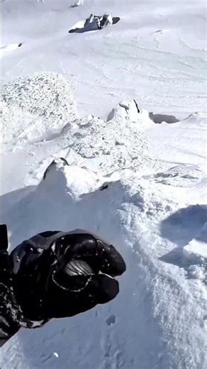 Avalanche freeride off piste