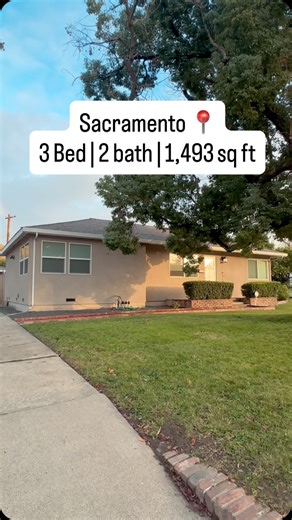 Yuliana Mora | Bilingual Loan Officer on Instagram: "Situated on a spacious 1/4 acre lot, this move in ready home has been updated. Sacramento | 📍 3 Bed | 🛌 2 Bath | 🛁 1,493 | 📐 Comment Info for mor information Comenta info para mas informacion. 🗣️Hablo Espanol #realestate #explore #fyp #sac #napa #napavalley #fairfield #vacaville #placer #roseville #home #homebuyingtips #homestyle"