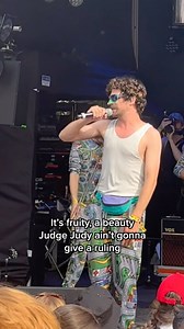 “Australian’s have no culture” Then explain THIS 🍎🍐 ‘Soupe Opera’ by Playlunch Live at @nyeonthehill UPCOMING SHOWS: 🍌 Sat 15 Mar, Royal Botanical Gardens VIC 🥑Sat 29 Mar, Hyperfest WA 🍐Sat 5 Apr, Distillery Road Market Eagleby QLD 🫐Sun 6 Apr, Rockynats QLD 🍇 Sat 26 Apr, The Gumball Festival NSW 🎟️ tickets in our bio, see you there #musicfestival #triplej #indie #aussie 📹 @sashhiimi | Playlunch