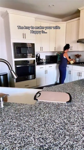 198K views · 7.9K reactions | One small step for man….. 﫣殺藍 #couples #marriedlife #marriagehumor #couplecomedy #marriage #husbandandwife #couple | Lashes And Lace | Facebook