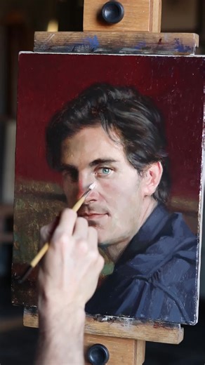 Behind a small portrait there’s a lot of work! . #portraitdrawing #portraitartist #portraitartwork