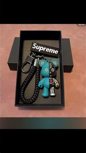 ￼(พวงกุญแจ) พวงกุญแจ เทรนด์คุณภาพสูงกลไกหมีรถ Keyfob บุคลิกภาพของขวัญคู่รักสามมิติตุ๊กตา