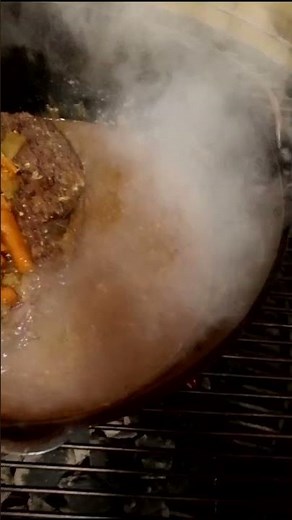 Awesome Easy Dinner... Sirloin Tip Roast in a Dutch Oven #shorts