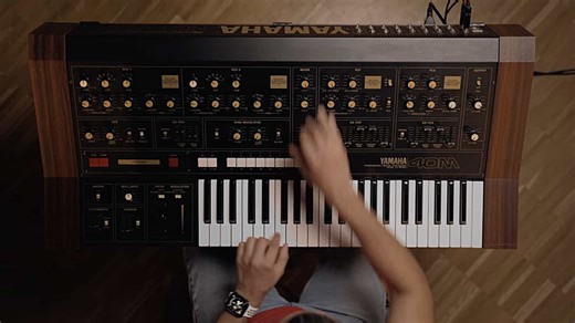 Vintage Synth Demo: The Yamaha CS40M