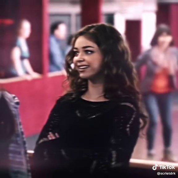 Haley Dunphy Modern Family Iconic Edit