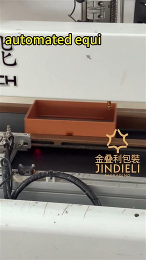 Automated glue application｜Glue “applies itself” 🧴⚙️Uniform, precise, no overflow