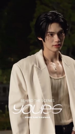 RISER MUSIC on Instagram: "WIN METAWIN BEHIND THE SCENES บุกกลางกองถ่าย MV Yours กับวิน😊 🔗https://youtu.be/u5P_Fhf3Sbw OFFICIAL MV 🎬 https://youtu.be/YJ6XBz71g30 🎧 All Streaming Platforms #YoursWIN_MV #Winmetawin #RISERMUSIC"