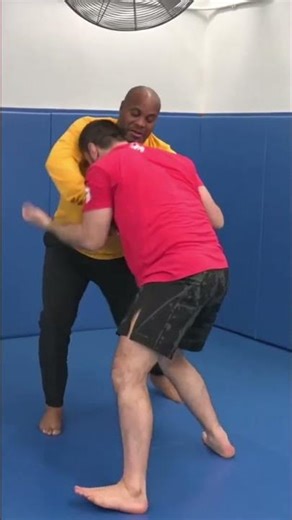 Epic Grappling Match: Watch These Techniques in Action! #shorts