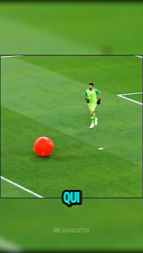 i MOMENTI più DIVERTENTI nel calcio…😱