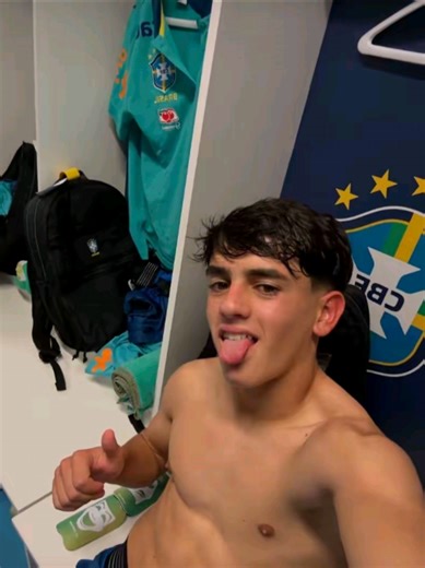 #HENRIQUELEMOS - um sabor | ig na bio | ib:meuu | tags:#fyp #hl #creatorsearchinsights #foryou | @henrique lemos🕺🏻 @TATO