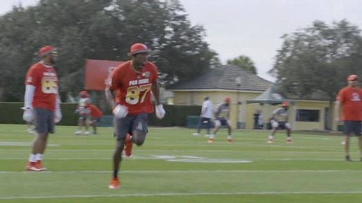 53K views · 967 reactions | All smiles from No. 87 at his first Pro Bowl. | Las Vegas Raiders | Facebook