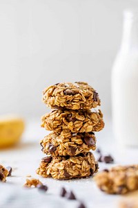 4-Ingredient Peanut Butter Oatmeal Cookies