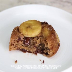 These Mini Upside Down Cakes are BANANAS! Thanks Tastemade for creating such a tasty treat. Full recipe info here: http://bit.ly/2mps6nu | Splenda