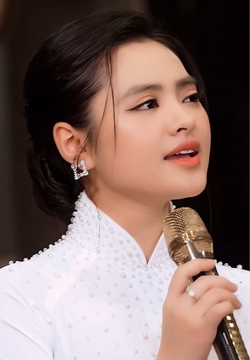 Bài mới của Thu Hường - Bolero đặc sắc 2025