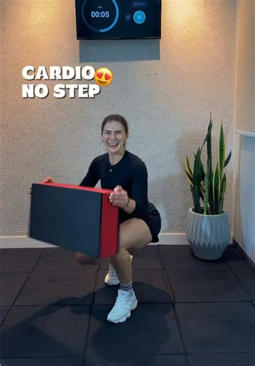 Cardio completo no step para você fazer junto comigo 😍🔥 SE PREPARAAAAA PARA GASTAR MUITAS CALORIAS! ▶️ aperta o play e me acompanha ⏸️ descansa 1 minuto ao finalizar o último exercício 🔁 repete tudo por 4x Motive alguém com esse treino 💕 #viral #gym #explorer