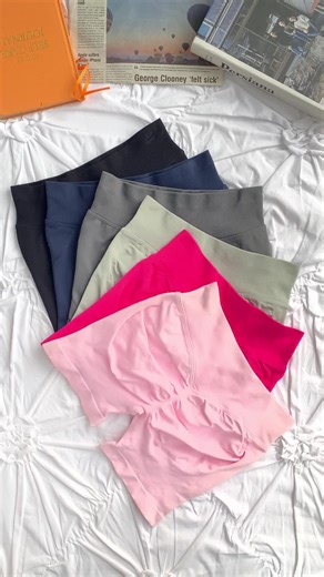 Stretchy and comfy, free for squats and jumps 🧘 #shorts #sportsshorts #yogashorts #gymshorts #workoutshorts #solid #slimfit #basicoutfit #simpleoutfit #viral #TikTokMadeMeBuylt #trendy #TikTokShop #foryou #fypシ #haul #shorts #wear #women #sports #sportswear #Summer #outfit #womenswear #TikTokFashion #fypage #slimfit #basicoutfit #simpleoutfit #tiktokmademebuyit #trendy #leggings #gymfit #springfashion #foryoupage #somalitiktok #somaligirls #leggingoutfit #sportwear #gymfit #GymTok #viralshorts 