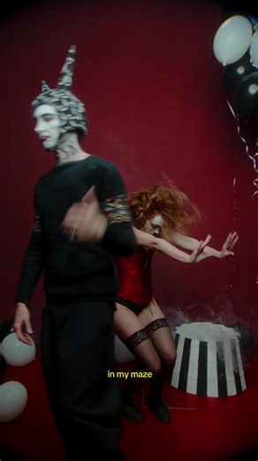 Finding the Center of Every Maze