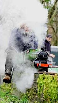 Tiny Steam Train! - Thompson B1 in 5 inch Gauge