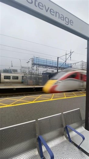 Class 800 at stevenage #LNER #trains #railway #ecml