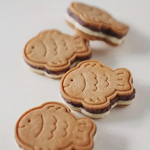 Fish Cookie Cutter With Stamp: 2-inch Biscuit & Fondant Mold - Etsy