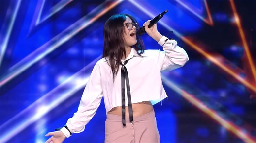 233K views · 6.2K reactions | SING on stage combining ROCK and OPERA | World Best Talent | Facebook