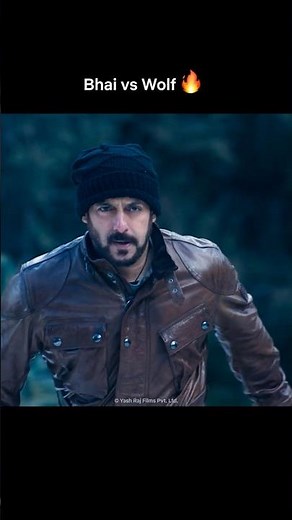 #SalmanKhan’s SAVAGE Tiger Entry Still Gives GOOSEBUMPS 🐺🔥 #TigerZindaHai #ActionThriller
