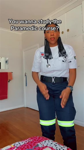 Paramedic Course Insights: What to Expect Before You Apply