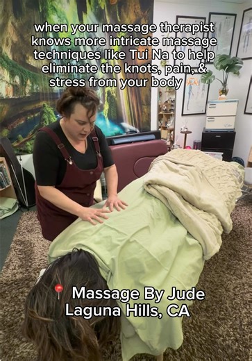When your massage therapist knows ALL the techniques because she went to school for 1000 hours 😉 #MassageByJude #MassageByJudeLH #lagunahills #massagetherapy #massagetherapist