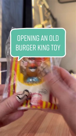 Exploring 1998 Burger King Mr. Potato Head Toy | Vintage Toy Unboxing