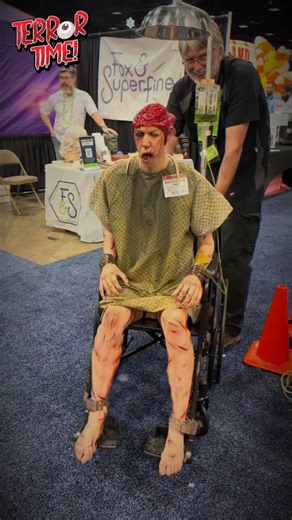 This Animatronic Is So Real It'll Make You SCREAM! 😱 | Transworld Halloween Show