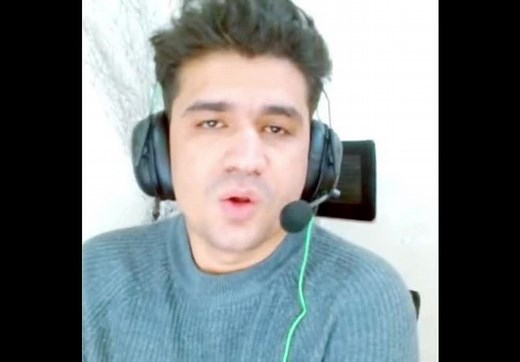 Engaging First-Person Shooter Gameplay with King Nano