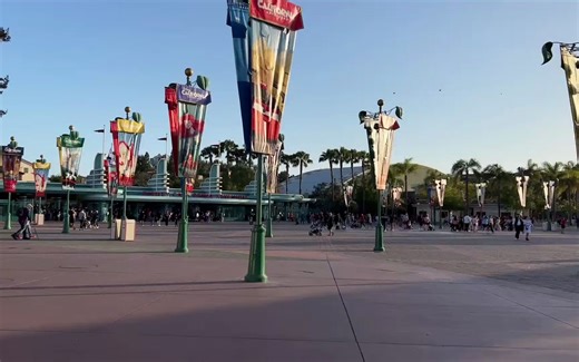 加州迪士尼vlog 音乐喷泉 烟花 22.5月22日 LIVE At Disneyland Fireworks, World Of Color