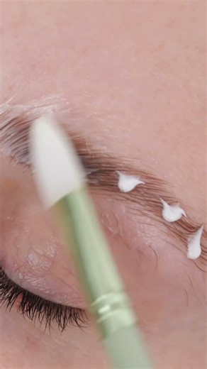 For more even coverage, use Buff Browz Eco Tool 🫧