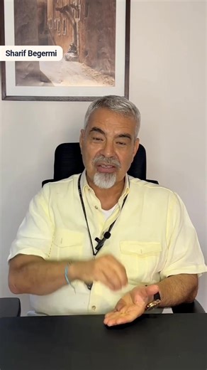 Why is tanzanite so special? ✨ In this video our CEO and master jeweler reveals what makes tanzanite truly unique, its rare, velvety blue-violet hue, its striking color shift, and the limited place of origin that makes it unusually precious. He explains how to recognise the finest tones, why cutting matters, and how to care for this modern classic so it keeps its magic. ✨ Discover more about tanzanite and explore our collections on our website #AntwerpenJewelry #Tanzanite #RareGemstones #MasterJ