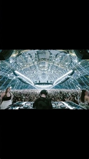 Klangkuenstler – OUTWORLD Live at Halle Tony Garnier 🔥 Lyon