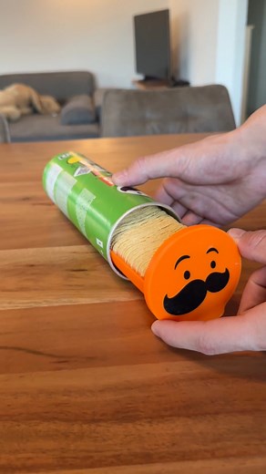 Stacked Chips Slider Tray🤩#layerworks #snack #chips #gadget #3dprinting Makerworld model number: 1461894 | LayerWorks