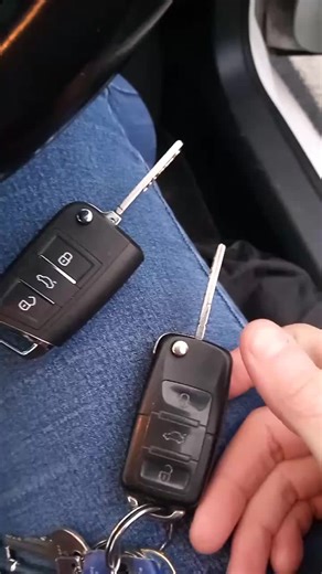 vw golf Mk6 new Mk7 style key cut and programmed sorted !! #autolocksmith #vw #cars #carkeys #volkswagen #vwgolf