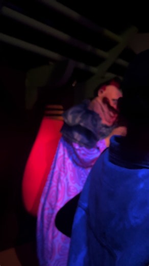 Update: the griddy has been patched #hhn #universalstudios #killerklownsfromouterspace