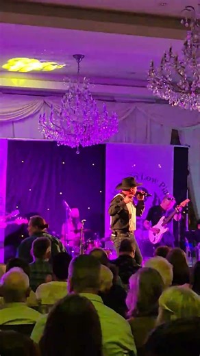 Pure Magic in Kells! ✨ Trevor Smith & Friends In Low Places Tour
