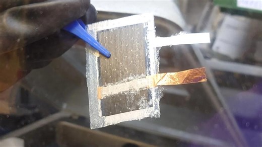 New weightless carbon fiber battery could make cars, planes 50% lighter