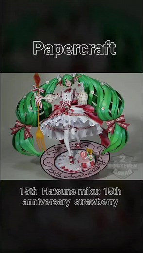 Miku Hatsune 15th Anniversary Papercraft Tutorial