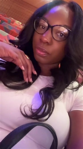 Checking out the angles #ashleyyvette