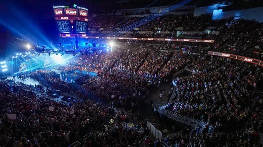 Major WWE reunion takes place at recent event