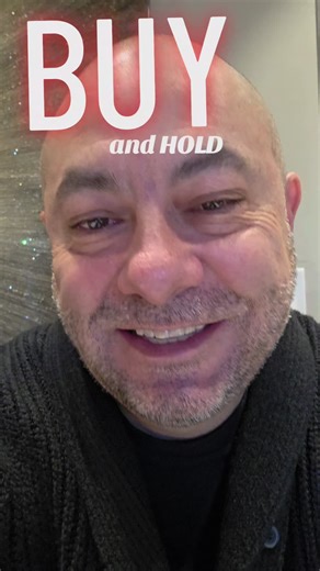 Buy and Hold. Es una estrategia de paciencia en el tiempo y se ven resultados para seguir construyendo unnportafolio sólido.. . .#buyandhold #rentalproperty #realestateinvestor #inversionesinmobiliarias #longterminvesting